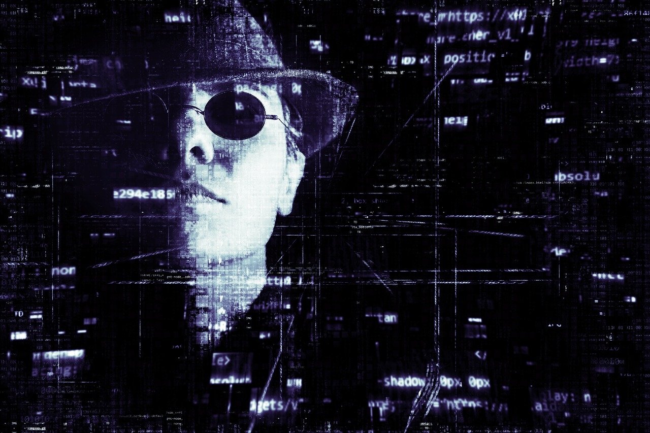Samo haker ili hakeri iz Pakistana koji se skriva/ju Iza imena 'Gnosticplayers' nedavno su na zloglasnom Dream Marketu, tržištu 'dark weba', prodavali podatke o ukupno 839 milijuna računa ukradenih s 32 mrežne stranice za oko 44.200 dolara u bitcoinima. Analitičari kažu kako takvu robu uglavnom kupuju oni koji žele doći do lozinki koje neoprezni korisnici upotrebljavaju na više svojih računa
