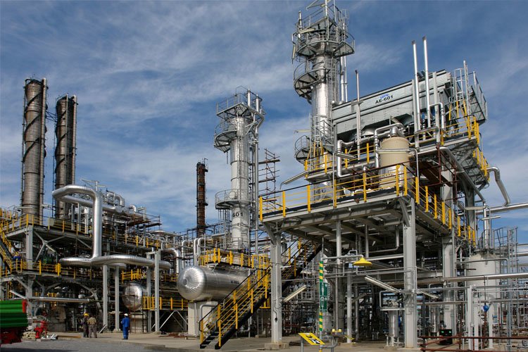 Wir haben INA gefragt, was mit der Investition von 320 Millionen Euro in den Bau einer Biorefinery in Sisak passiert