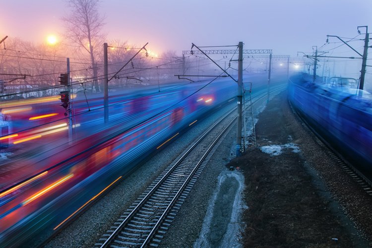 An Bahnübergängen managen 58 Arbeiter weiterhin manuell