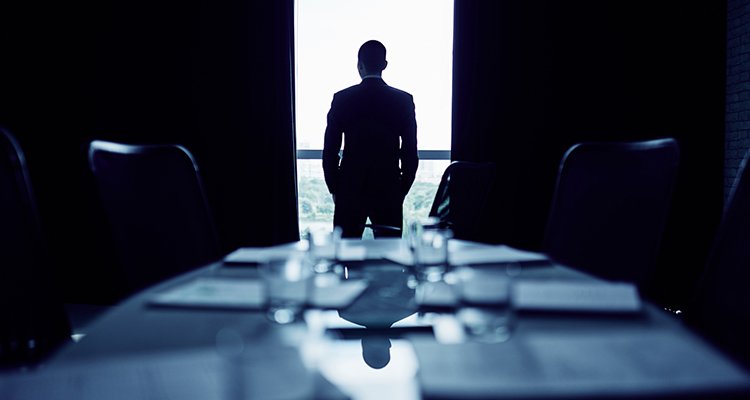 Manager erwarten Gehälter von 10.000 Euro, verschiedene Boni, hohe Abfindungspakete und eine ganze Reihe von Vorteilen