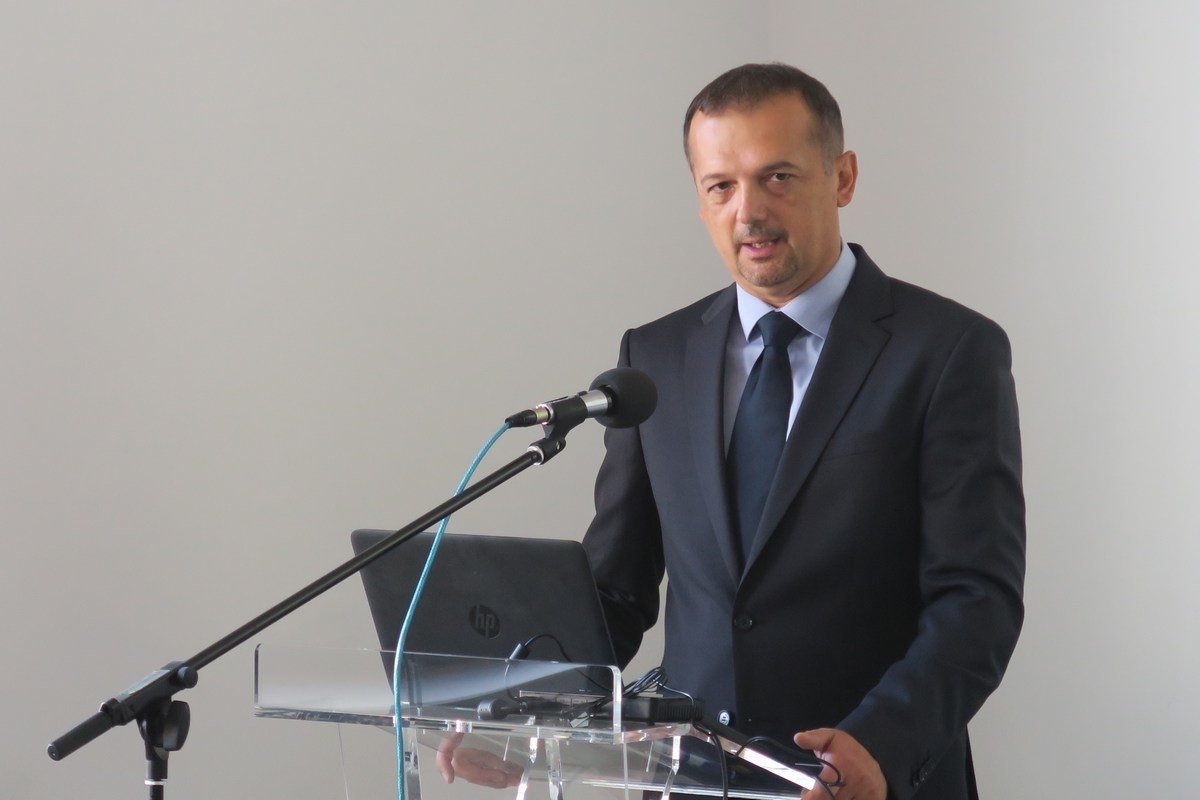 dr.sc. Saša Legen