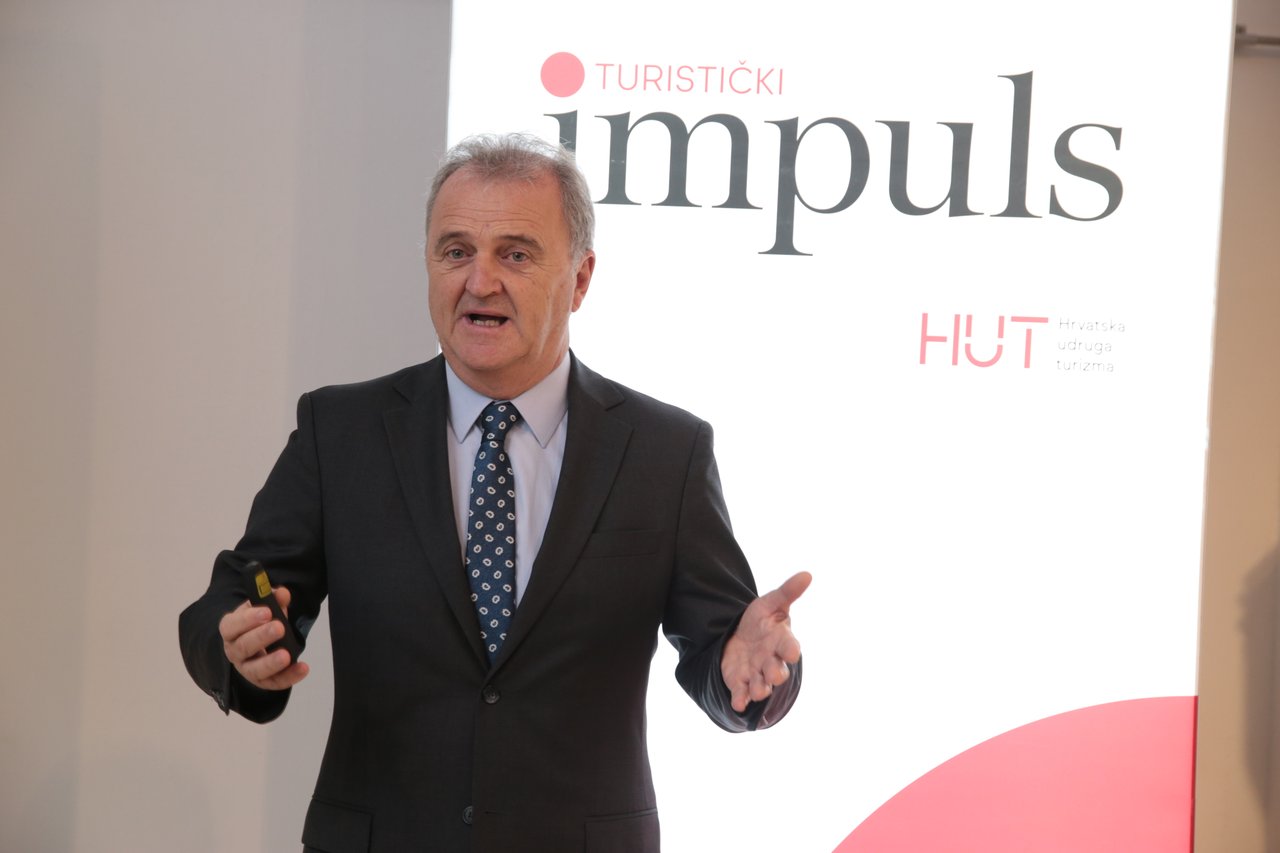 HUT - PRESS, Veljko Ostojić