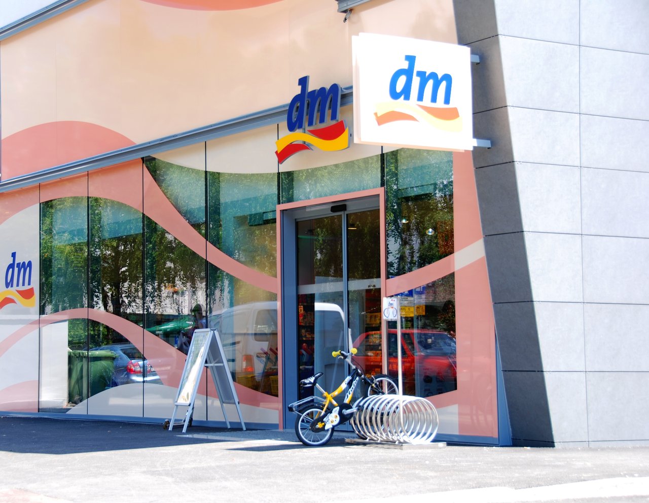 dm i Glovo