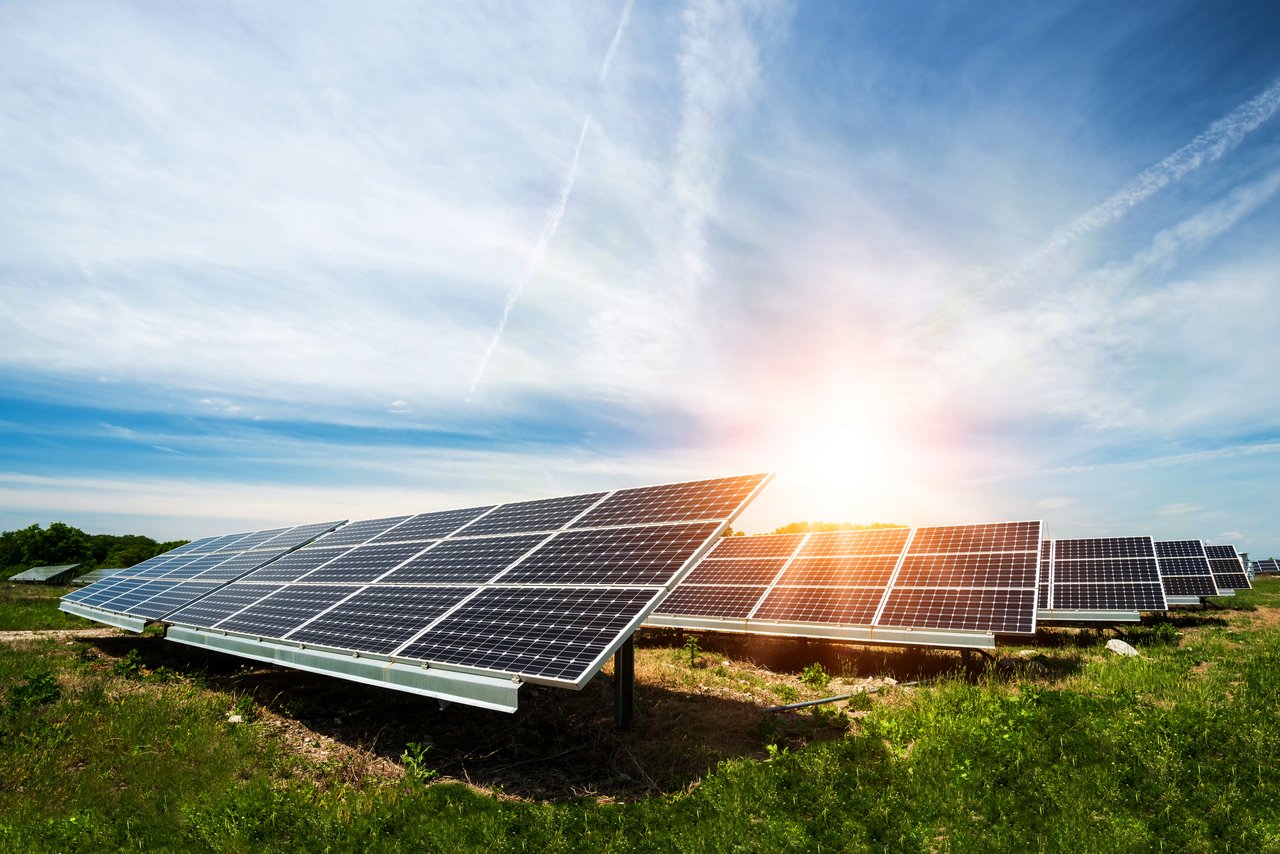 <p>solarne čelije, solarna elektrana, fotonaponske čelije,</p>