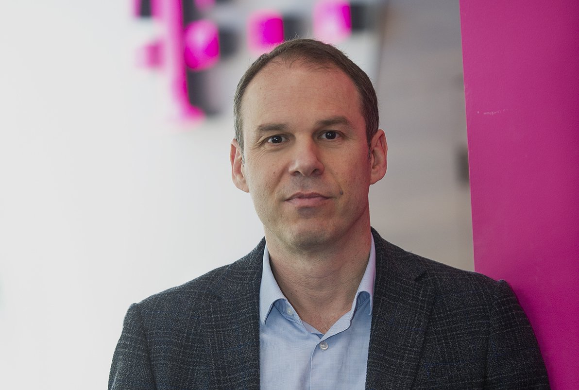 [500 Best] Kostas Nebis (HT): Mit den größten Investitionen in der Telekommunikationsbranche schaffen wir eine Plattform für Wachstum