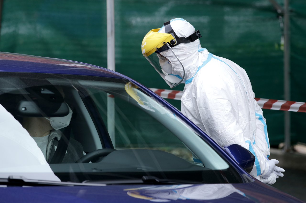 Uzimanje uzoraka za testiranje na COVID-19 u Zagrebu