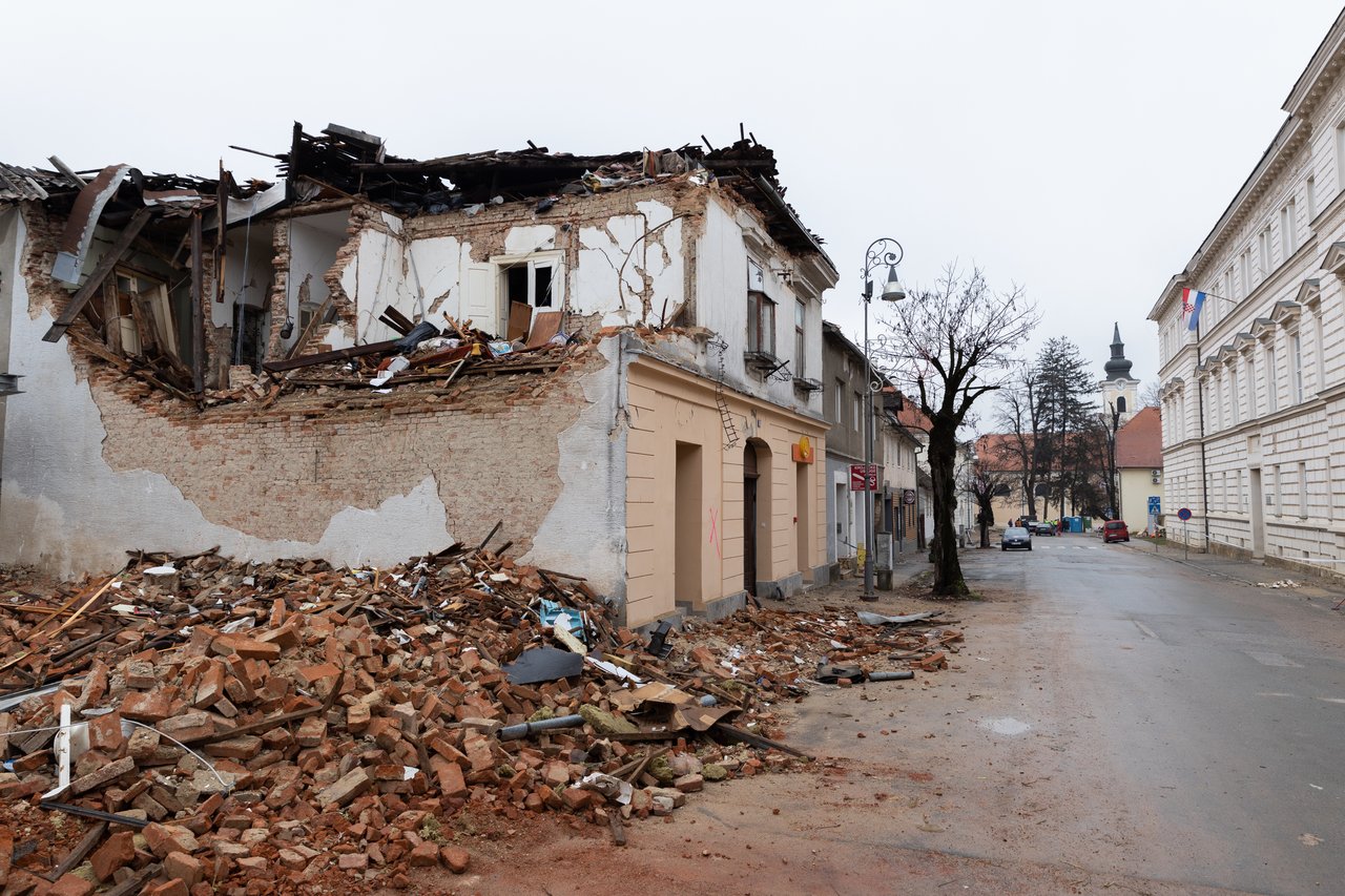 Posljedice razornog potresa u Petrinji, centar Petrinje nakon potresa