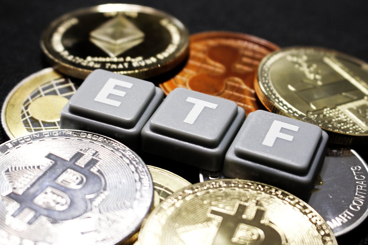 <p>Bitcoin ETF</p>