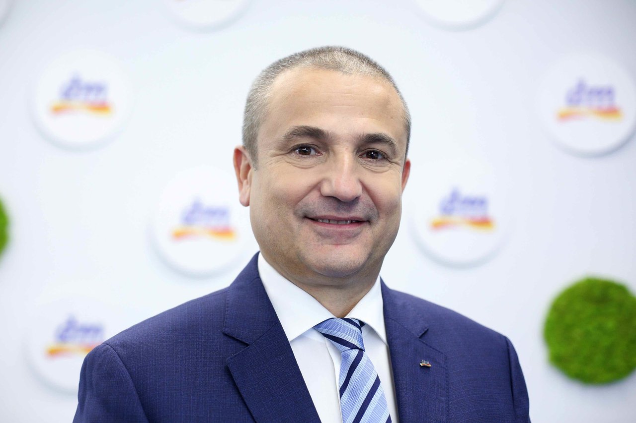 Mirko Mrakužić (dm): Wir sind die einzige Drogerie in Kroatien mit einem Online-Shop und einer Einzelhandelskette, die rezeptfreie medizinische Produkte anbietet