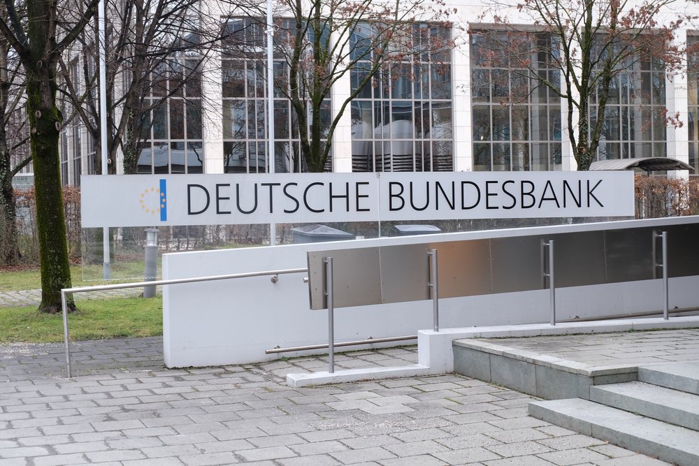 Head of Bundesbank Opposes Returning German Gold from America