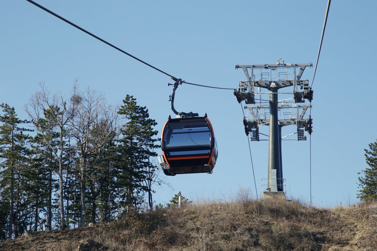 Die Arbeiten an der Seilbahn Sljeme im Wert von 12 Millionen Euro werden von einem montenegrinischen Unternehmen ausgeführt