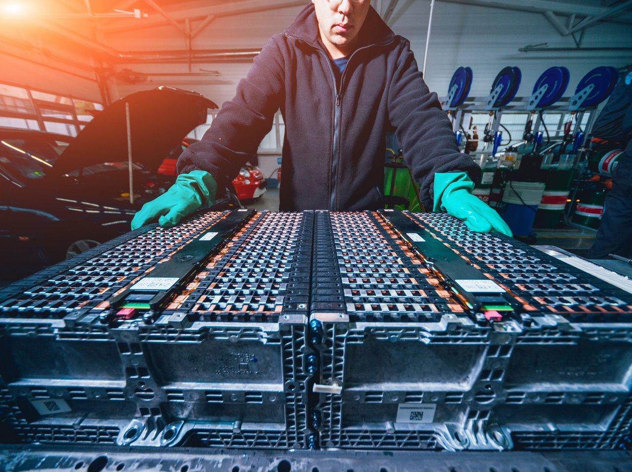 Fords Direktor gegen schwere und große Batterien für Elektroautos