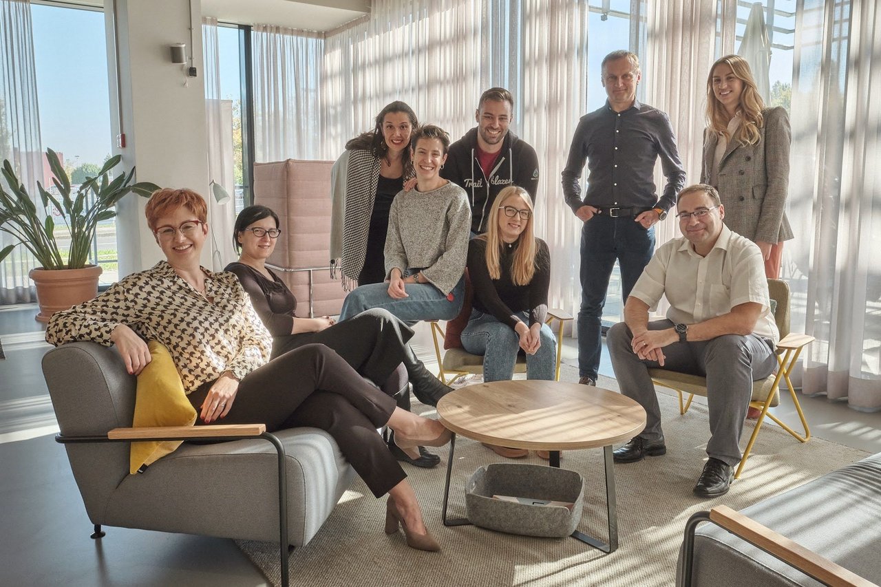 <p>LeverUP team</p>