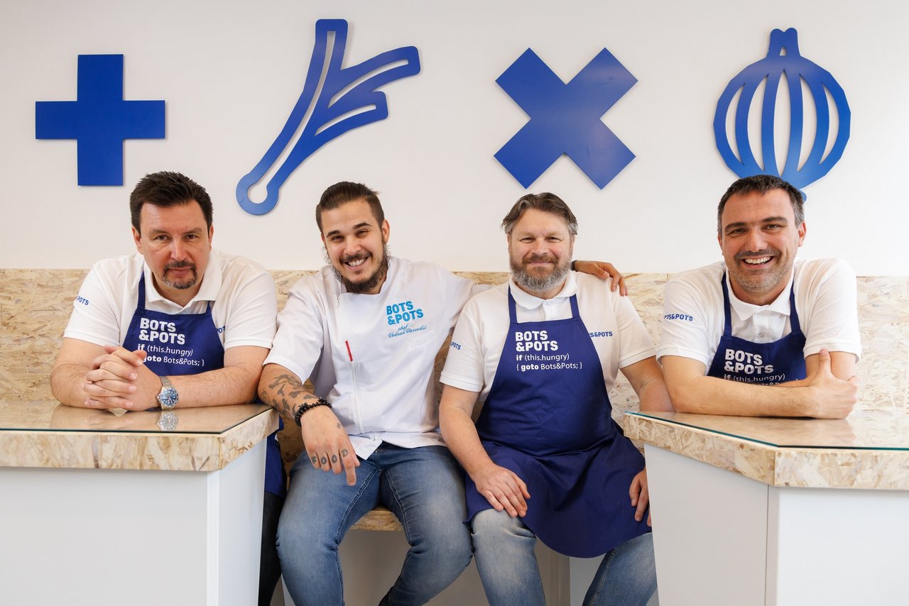 <p>Hrvoje Bujas, Vedran Varvodić, Đulijano Nola i Dražen Drnas</p>