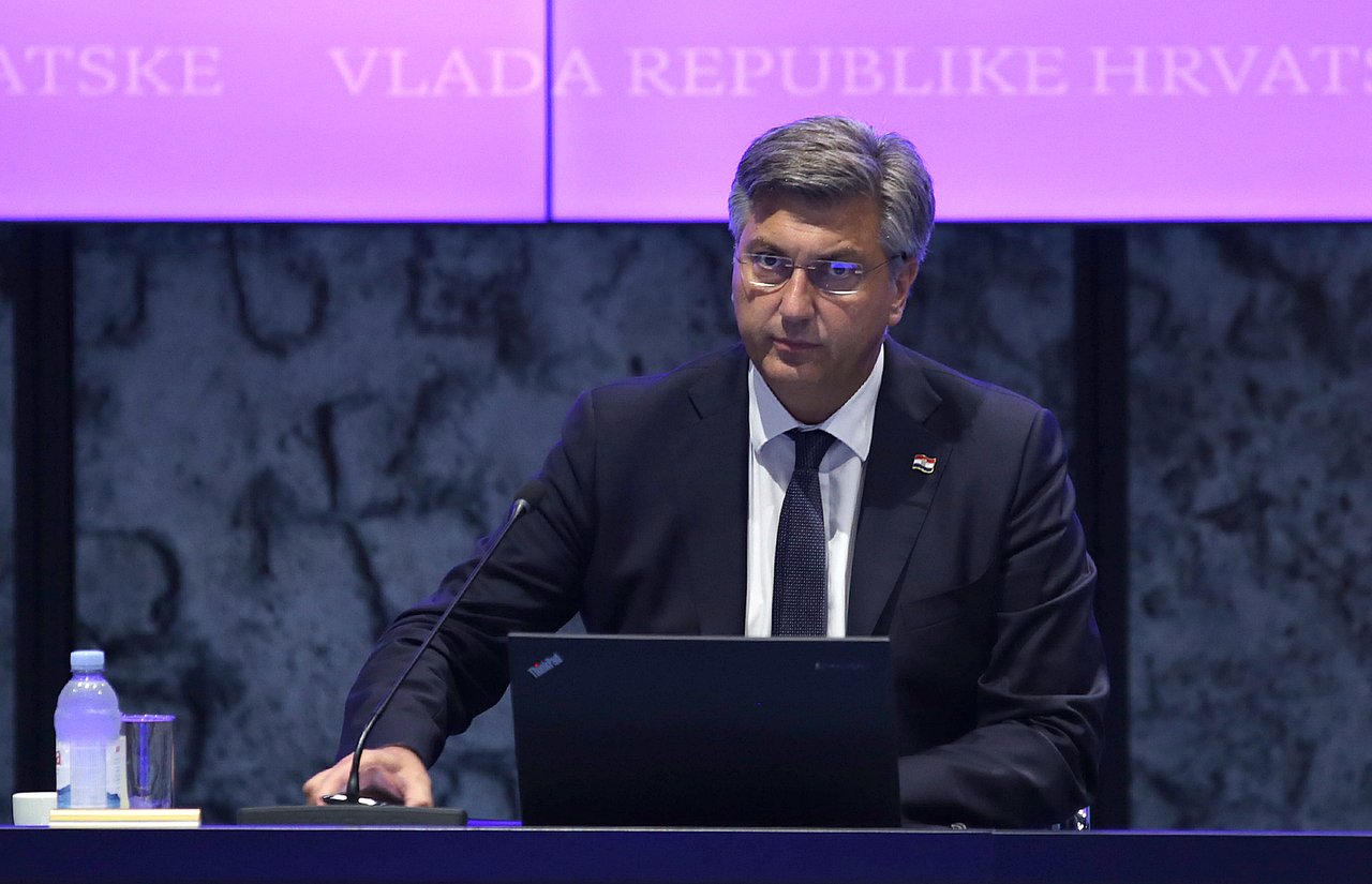 Die Regierung hebt die Verpflichtung von HEP auf, Gas von Ina zu kaufen