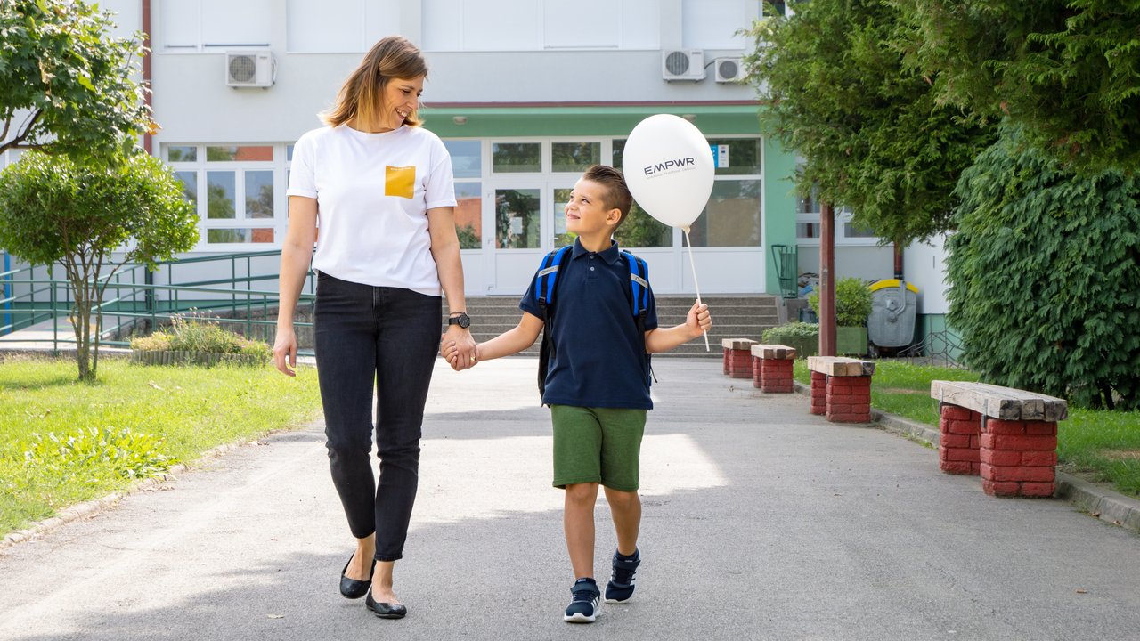 <p>Empwr roditelji prvašića, prvi dan škole</p>