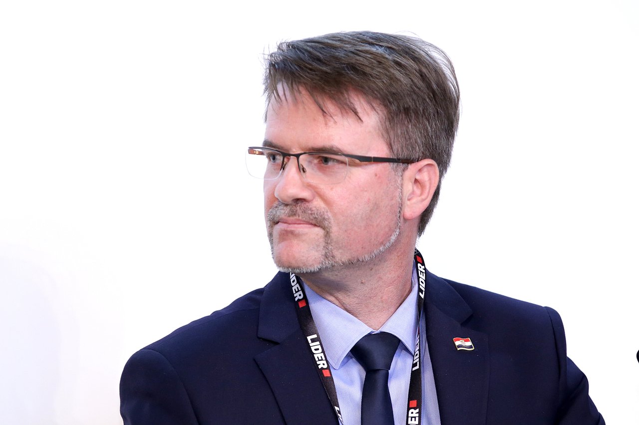 <p>Zvonimir Savić</p>