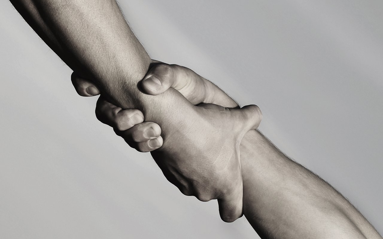 Rettungsdienst: Nur eine Regelung für die Einnahmen der Versicherer und bessere Ausrüstung für HGSS