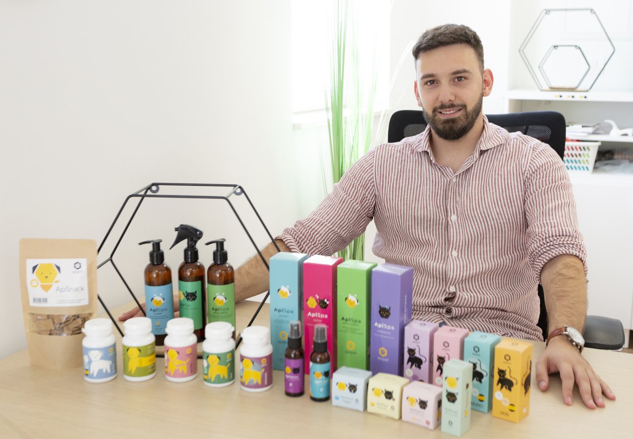 <p>Ivan Radić, Apipet</p>