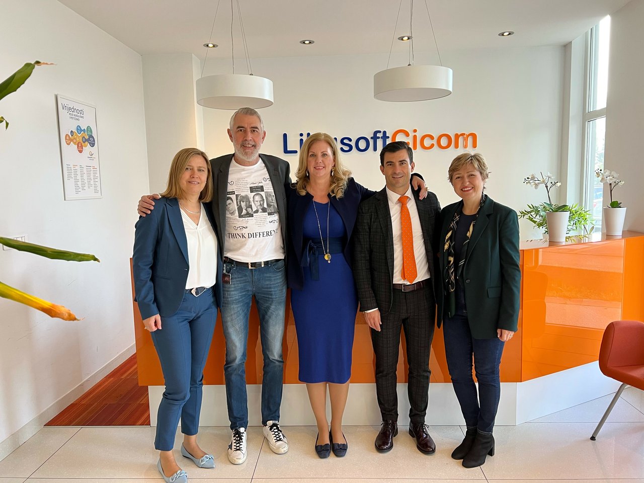 <p>Snježana Stanković, Denis Jašarević, Katarina Šiber Makar, Marko Ignjatović, Sanja Svilokos</p>