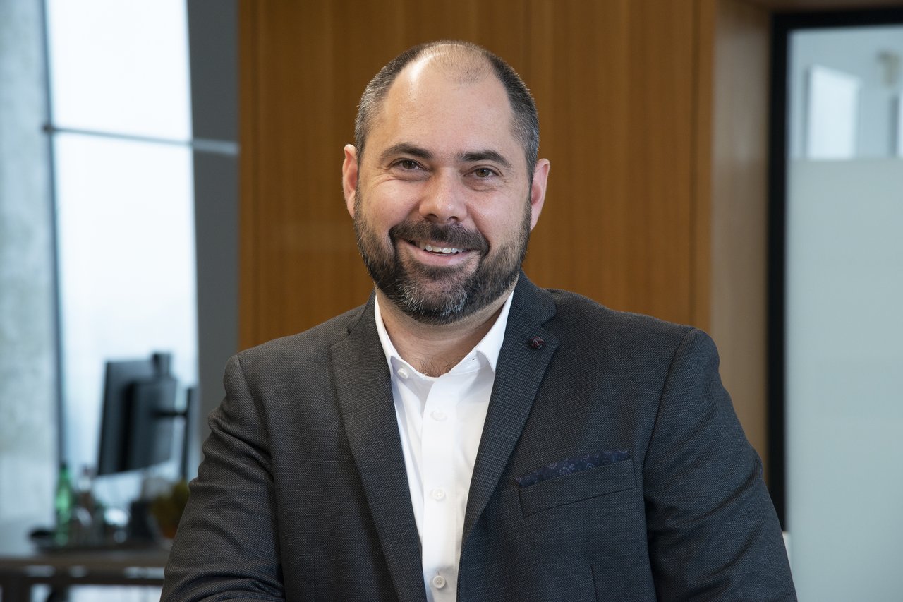 Vladimir Lukić (Boston Consulting Group): Hier ist die Ambition, im lokalen Markt etwas zu erreichen, während im Ausland der Fokus auf globaler Dominanz liegt