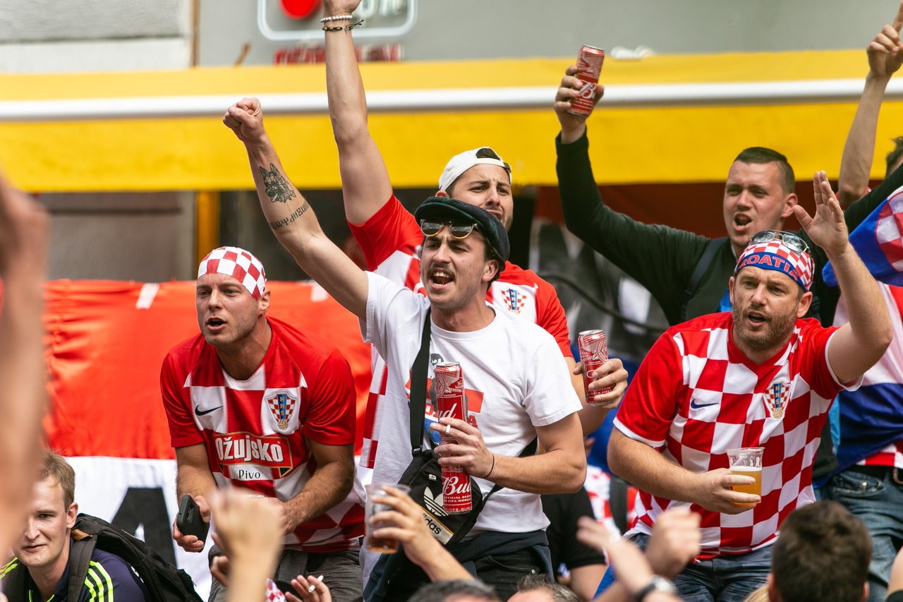 Katar verbietet Bierverkauf in Stadien, Budweiser droht ein Verlust von 75 Millionen Dollar