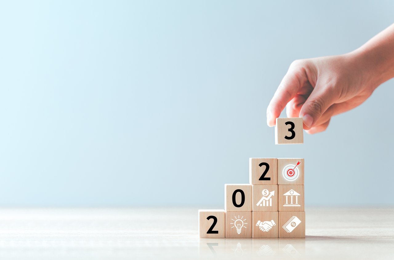 Regierungsprognosen für 2023 – Wachstum der Staatsausgaben, Rückgang im Tourismus