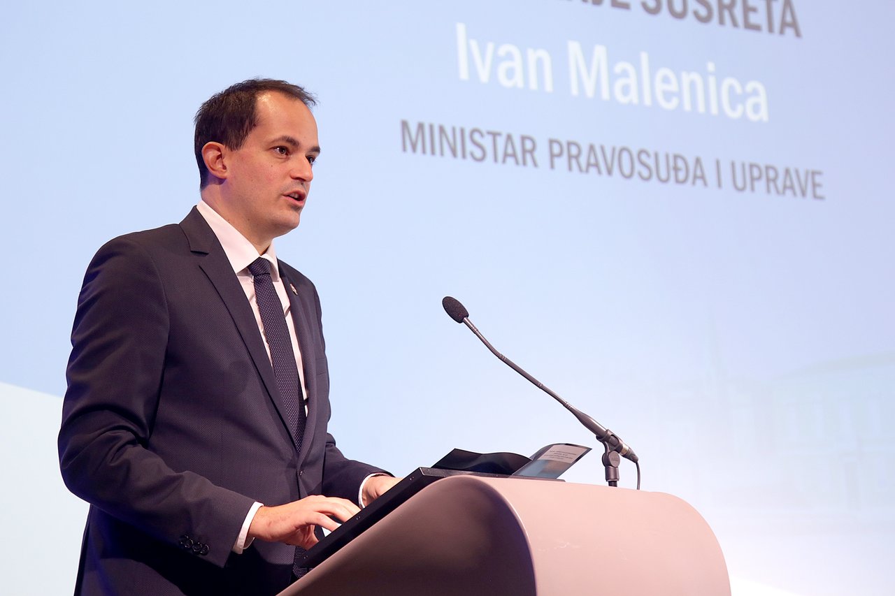 [Konferenz 48 Stunden] Ivan Malenica: Bald eine Datenbank mit relevanten Daten für alle Städte und Gemeinden