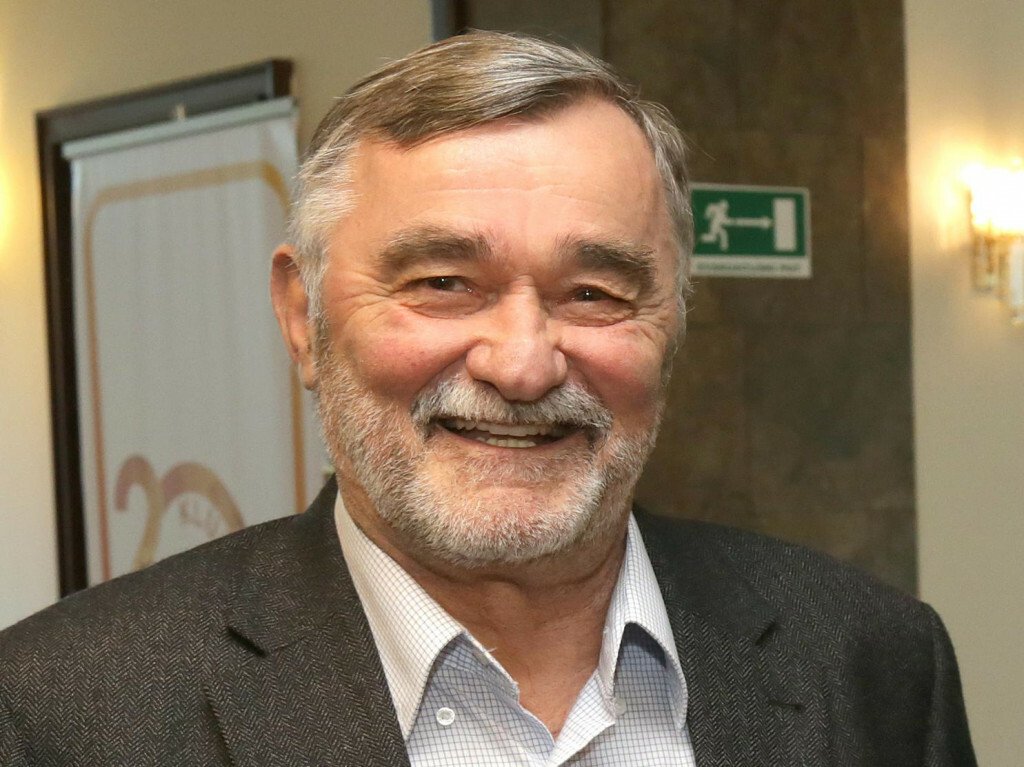 Tim Kabel hat Vertrag mit Petrol gekündigt: ‚Wir wollen nicht mit Unternehmen zusammenarbeiten, für die enormer Profit wichtiger ist als Solidarität mit den Bürgern‘