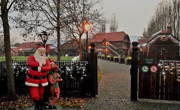 <p>Etno farma Mirnovec</p>