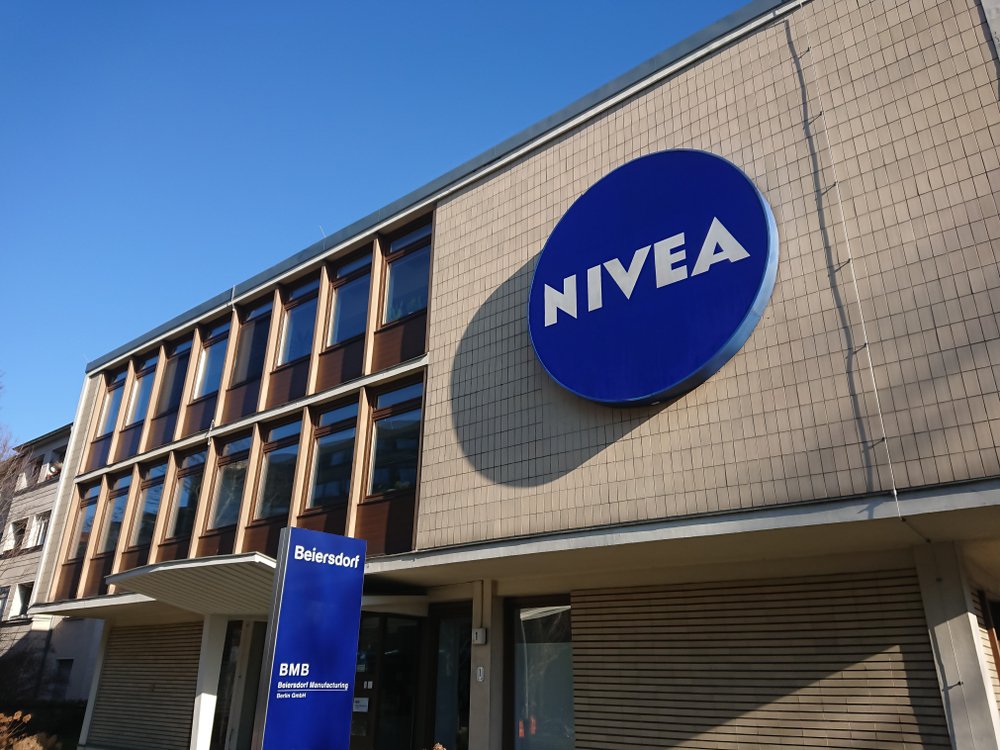 Nivea zieht Werbung zurück, die marokkanische und kroatische Verbraucher wütend machte