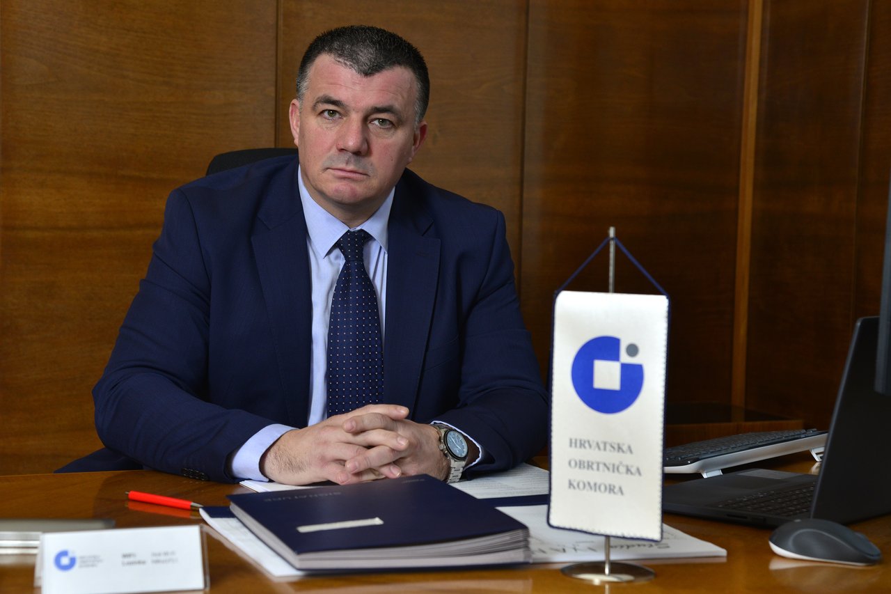 <p>Dalibor Kratohvil</p>