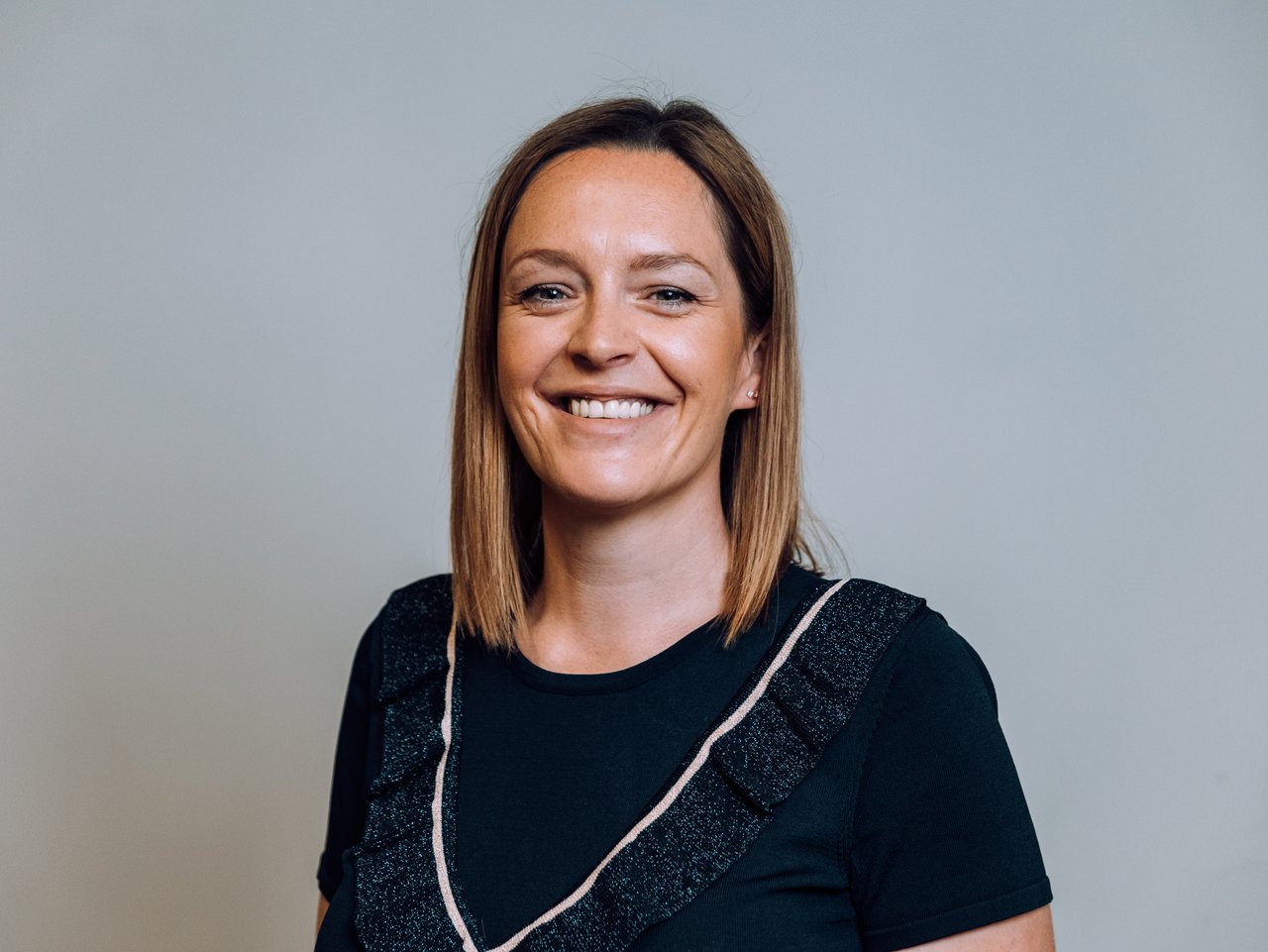 10 Wichtigste Tipps für junge Menschen, wie man einen Lebenslauf schreibt