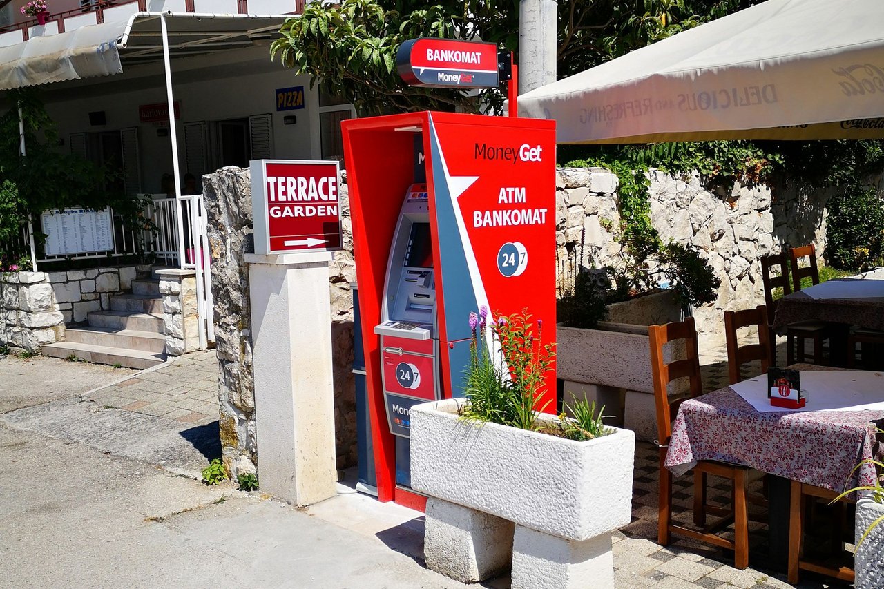 Payten von NoteMachine Adria erwirbt über 150 Geldautomaten an der Adria