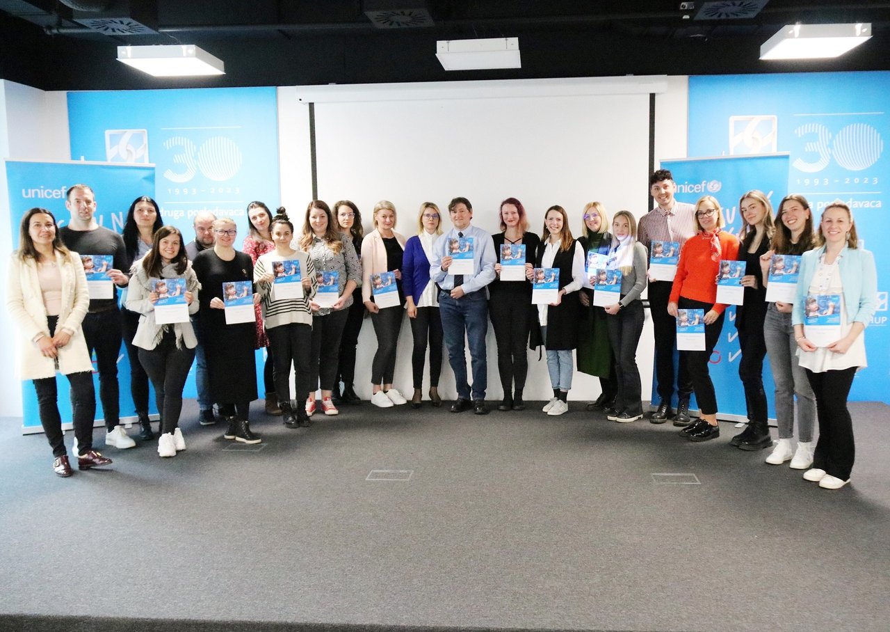 Der sechste Zyklus der CSR-Akademie von UNICEF ‚Kinder sind unser wichtigstes Geschäft‘ ist abgeschlossen