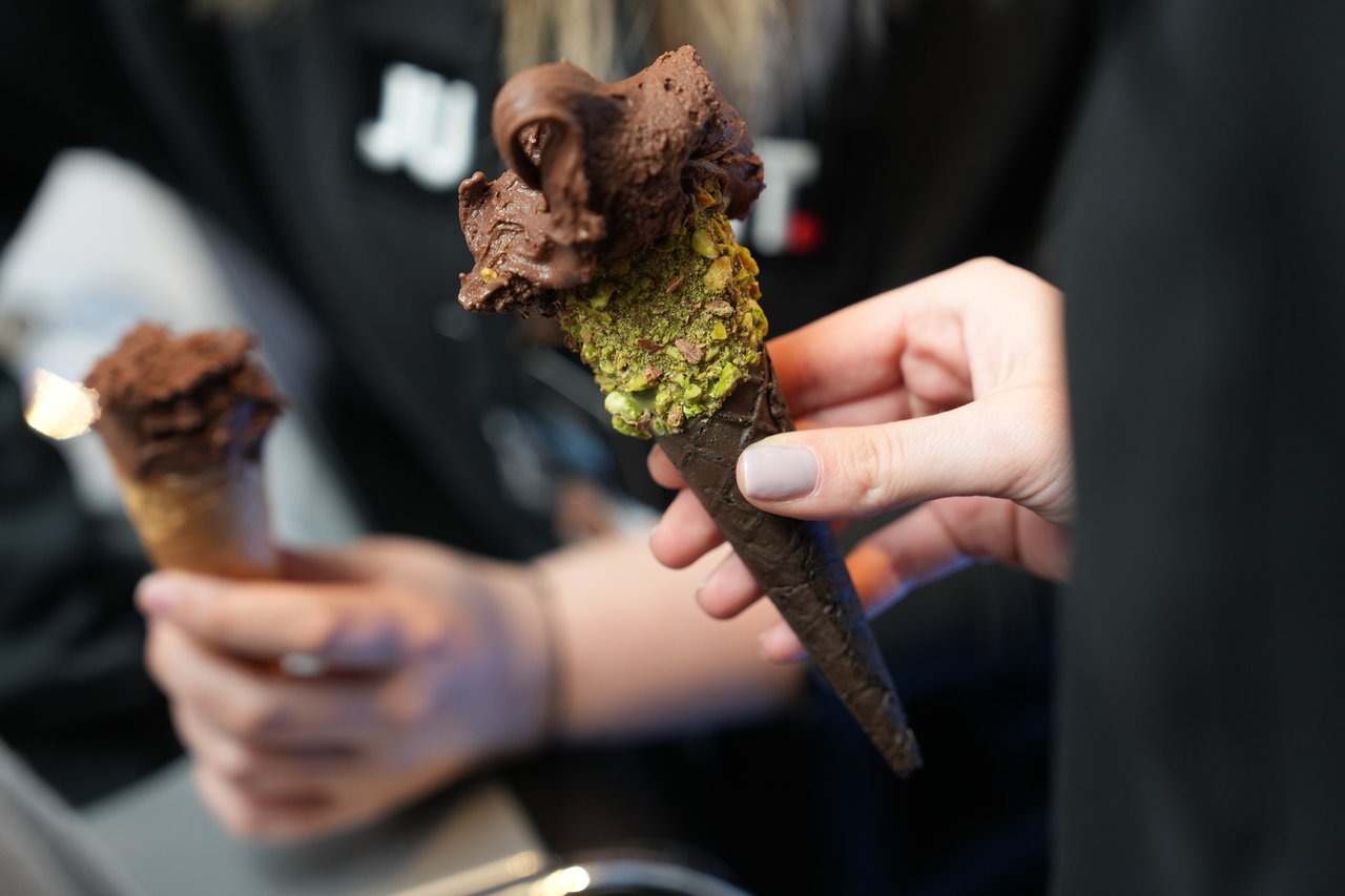 Die größte handwerkliche Eisfabrik der Welt eröffnet in Ogulin