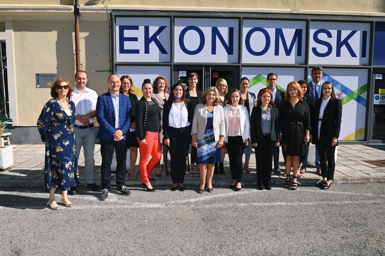 Die Fakultät für Wirtschaftswissenschaften in Rijeka nimmt derzeit Bewerbungen für das universitäre Spezialstudium Controlling entgegen