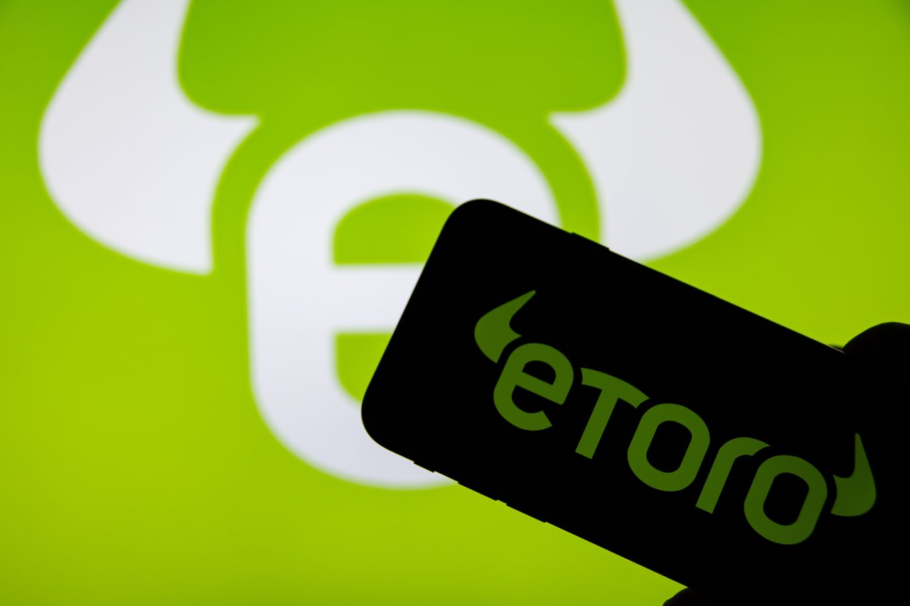 eToro Suspend l&rsquo;Achat d&rsquo;Algorand, Decentraland, Polygon et Dash pour les Utilisateurs Américains