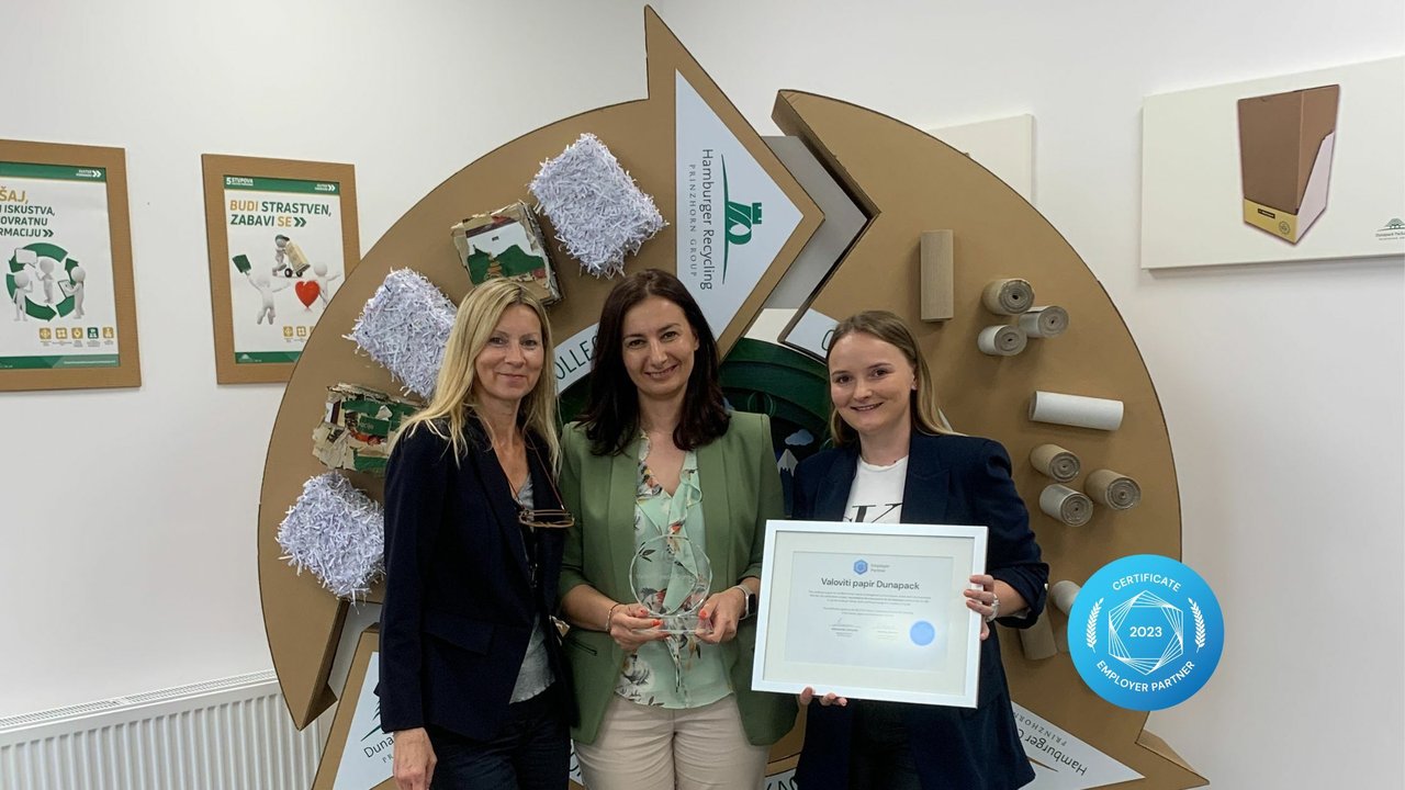Dunapack mit prestigeträchtigem Zertifikat ausgezeichnet: Fünf Jahre hervorragende HR-Praktiken