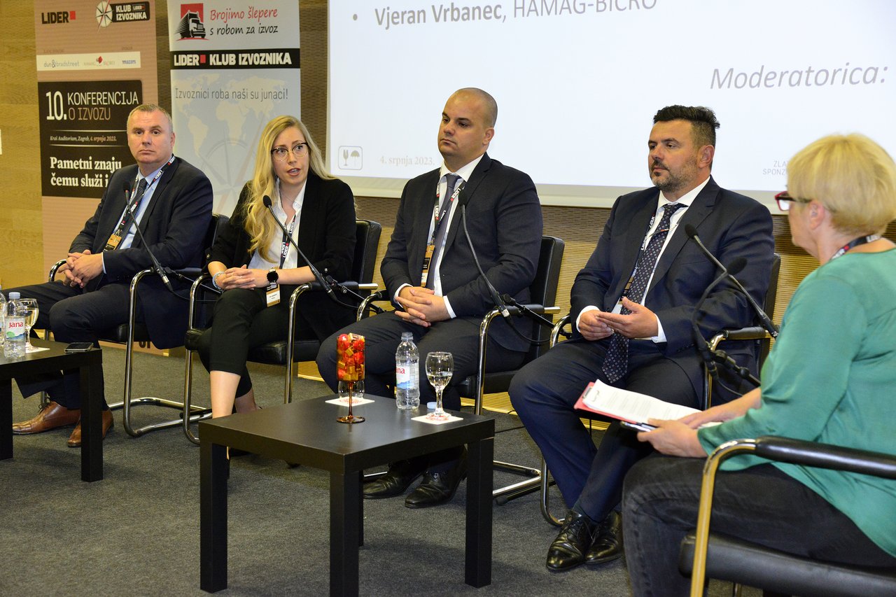 <p>10. konferencija o izvozu, Hrvoje Čuvalo, Ines Ignjatović, Josip Lasić, Vjeran Vrbanec, Manuela Tašler</p>