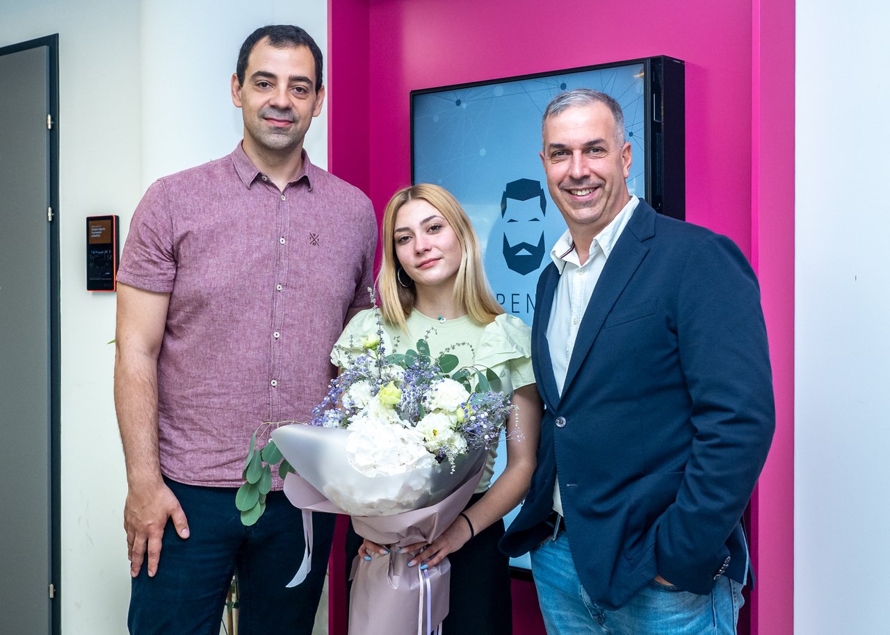 RBA vergibt ein Stipendium im Wert von über 13.000 Euro an den zukünftigen Algebra-Studenten Luka Mak