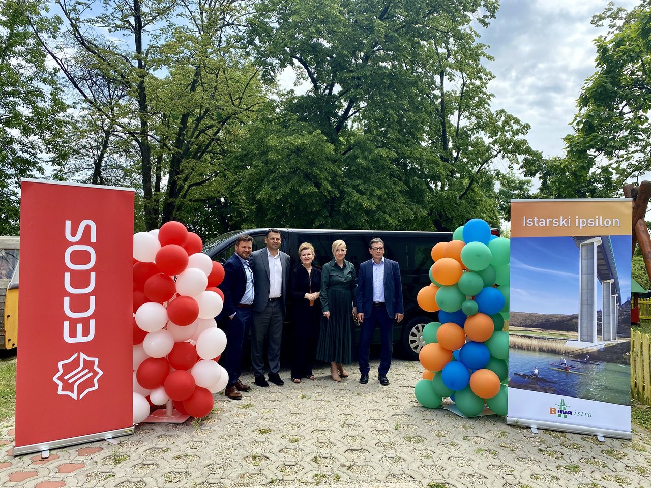 Bina-Istra und Eccos spenden einen Transporter für das Kinderheim Zagreb