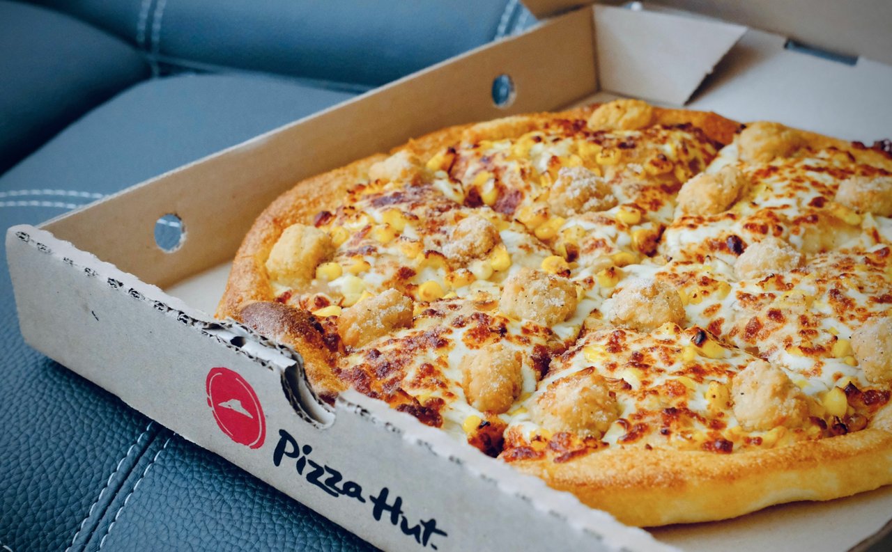 <p>Pizza Hut</p>