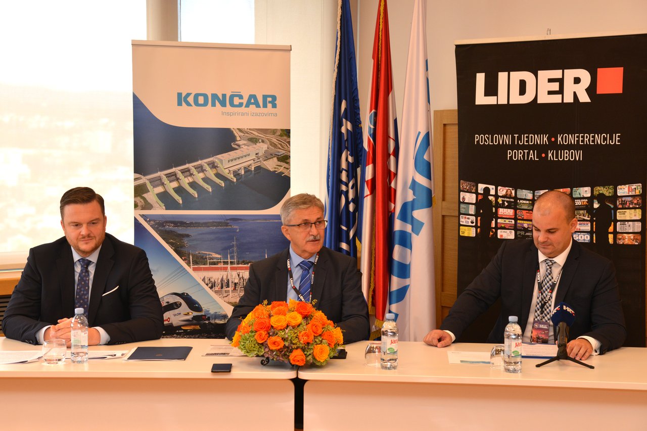 <p>38. susret Liderova Kluba izvoznika, Marko Primorac, Miodrag Šajatović, Josip Lasić</p>