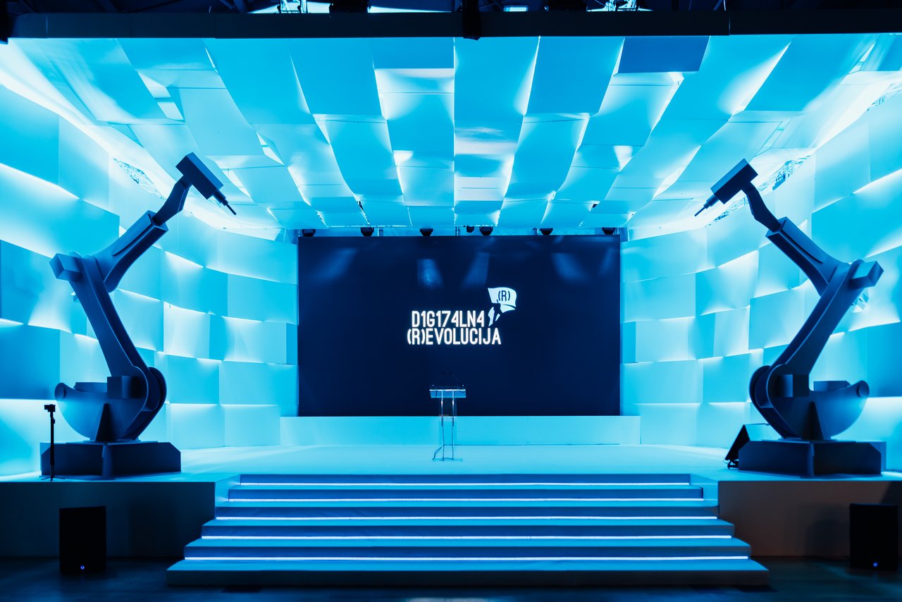 <p>Digitalna (R)evolucija</p>