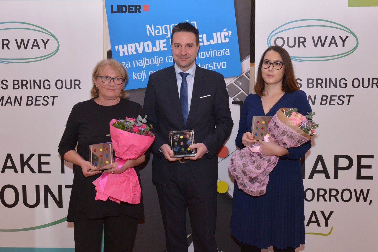 <p>Prošlogodišnji dobitnici nagrade Hrvoje Mateljić: Ljubica Gatarić, Marko Biočina i Karla Zupičić</p>