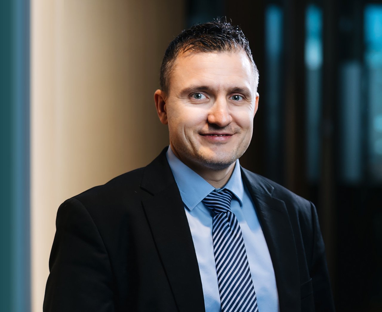 Eintausend Euro in ‚Volksaktien‘ investiert, sind doppelt so viel wert