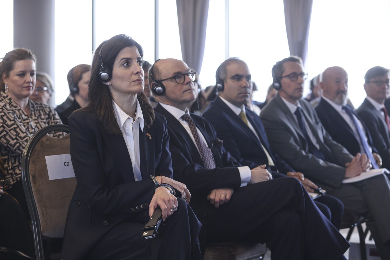 Ausländische Investoren beschäftigen etwa 20 Prozent der Mitarbeiter, generieren 60 Prozent der Gewinne und 62 Prozent der Gesamtinvestitionen