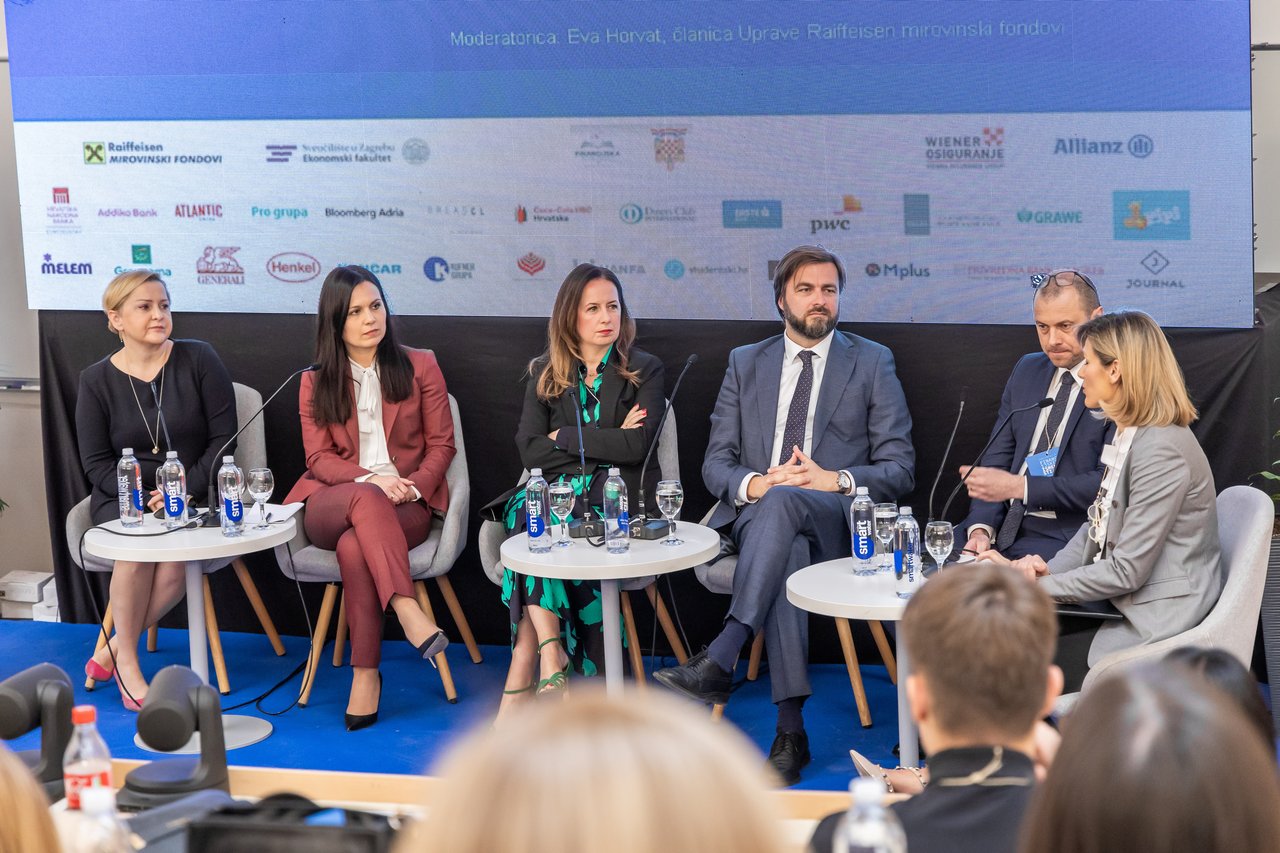 Woche der Finanzbildung und Konferenz: Eine Gelegenheit für kostenlose Finanzbildung