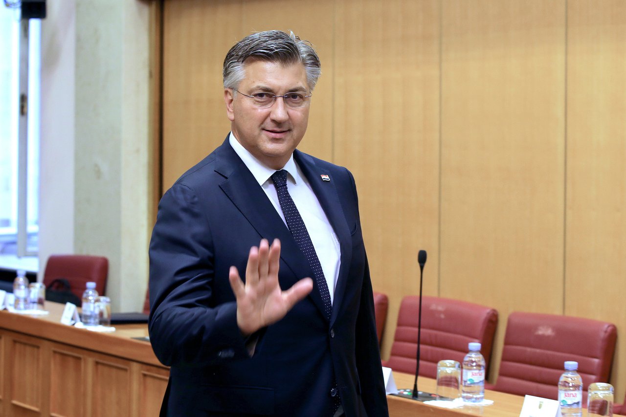 Plenković Reichte 78 Unterschriften Bei Milanović Ein